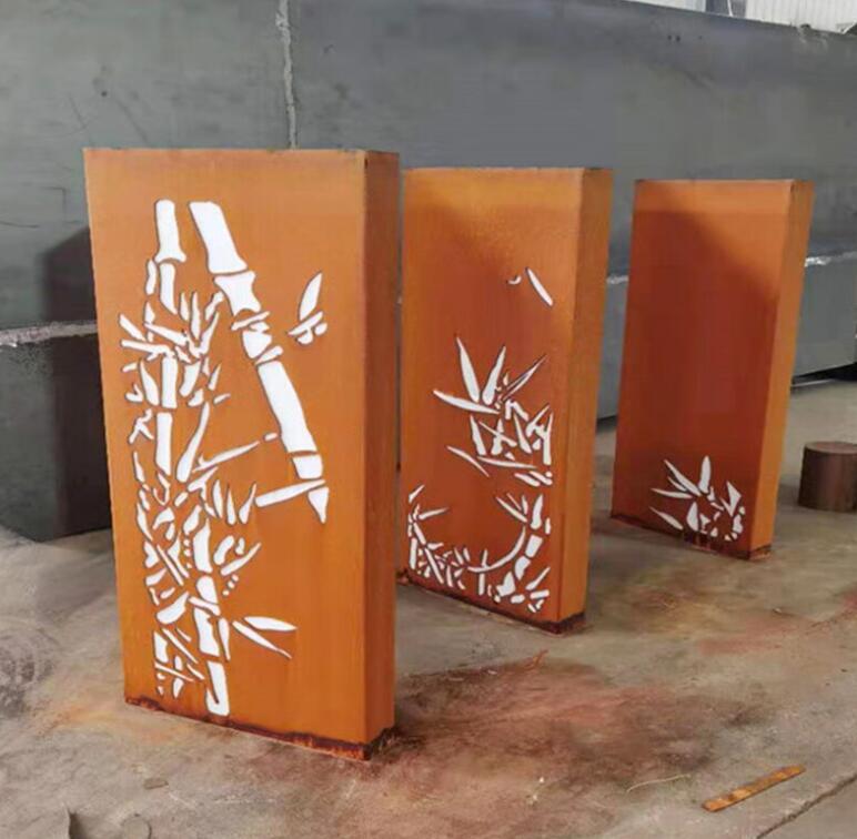 聂荣锈钢板灯箱